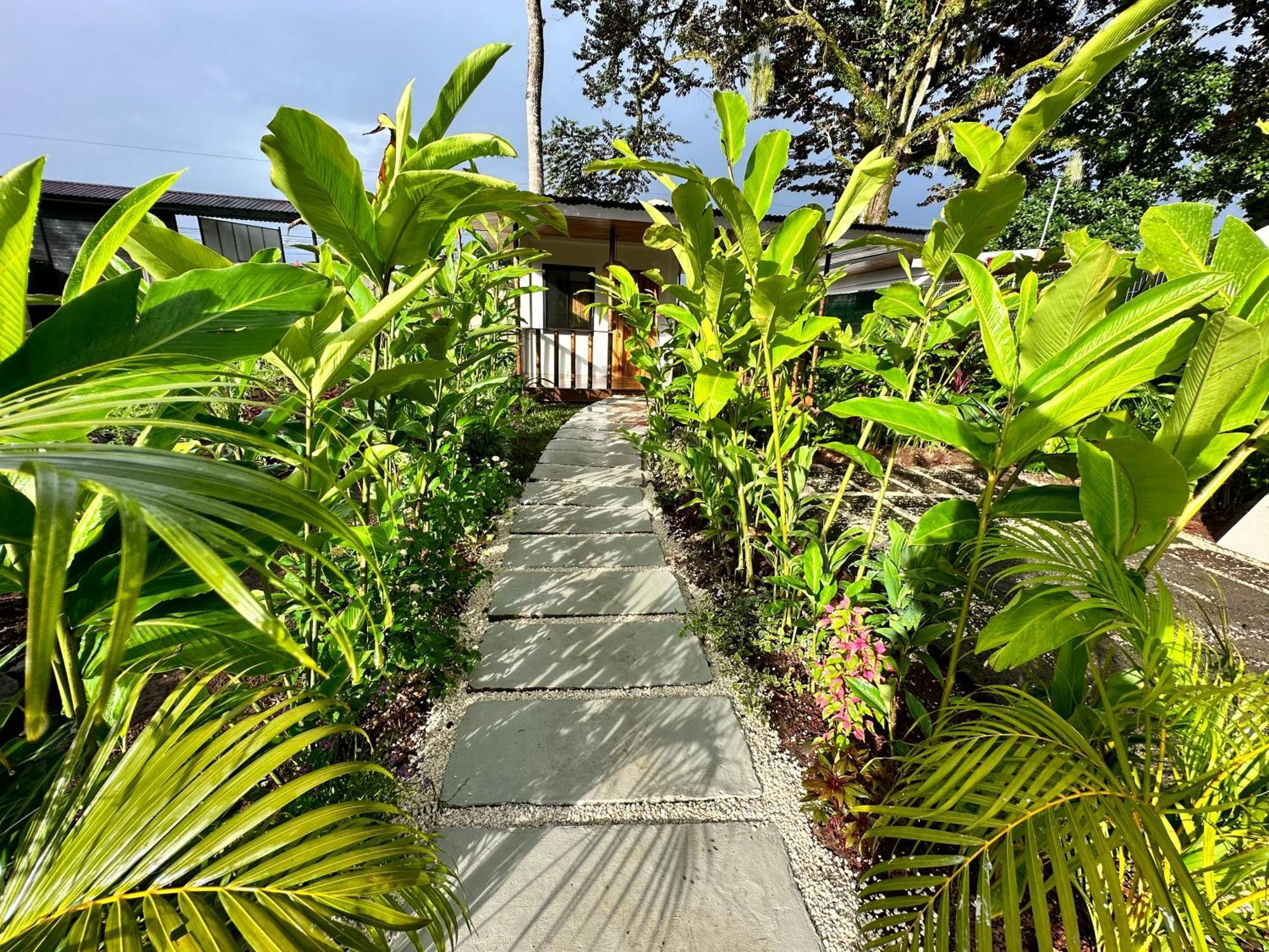 Almendros Eco-Villas La Fortuna Exterior foto